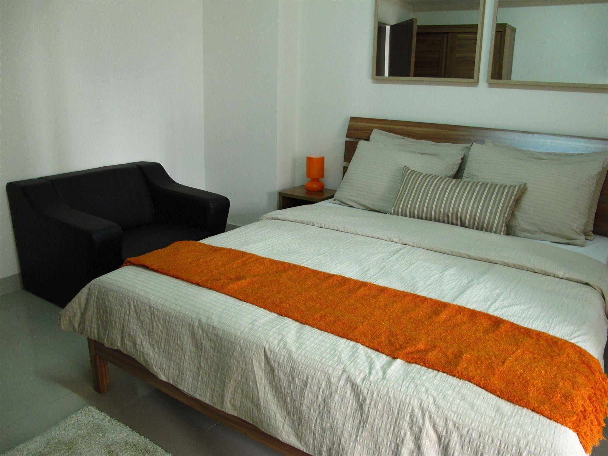 Utd Apartments Sukhumvit Ban Khlong Nang Li Exterior photo